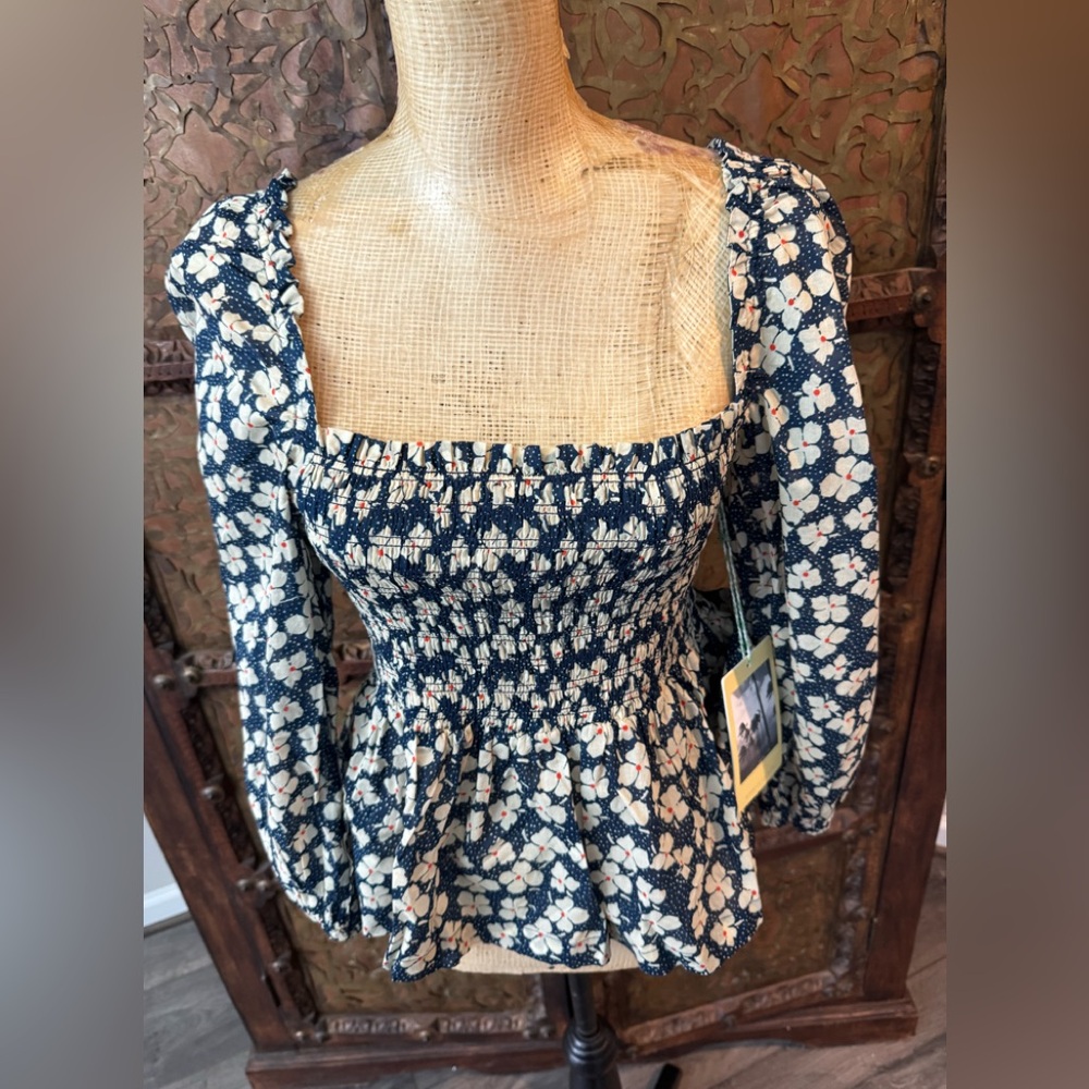 Trovata Bird Of Paradise Navy Floral Smocked Blouse M